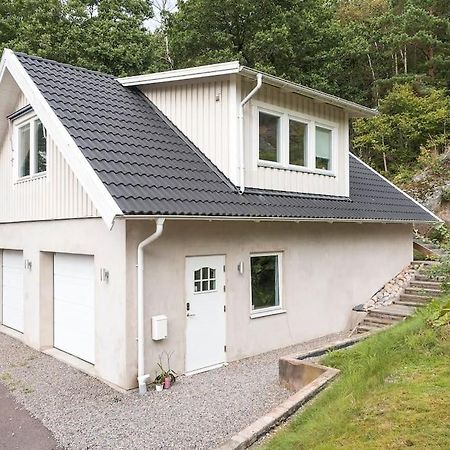 A Lovely Bright Apartment With It'S Own Entrance Kungsbacka Esterno foto