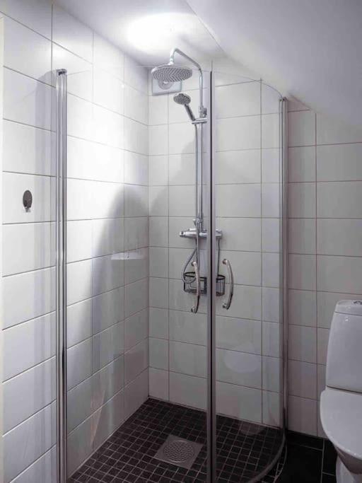 A Lovely Bright Apartment With It'S Own Entrance Kungsbacka Esterno foto